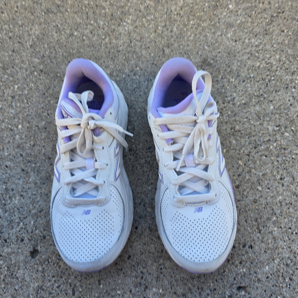 New Balance Fresh Foam Leather  Women's White and Purple Sneakers Size 9B - Picture 8 of 14